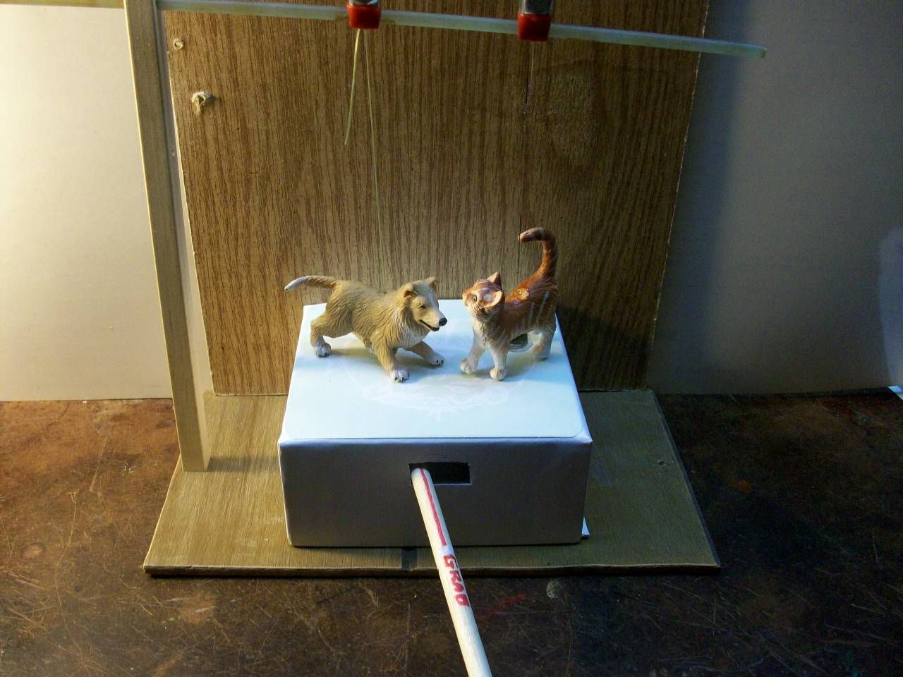 DANCING DOG AND CAT PETS TOY