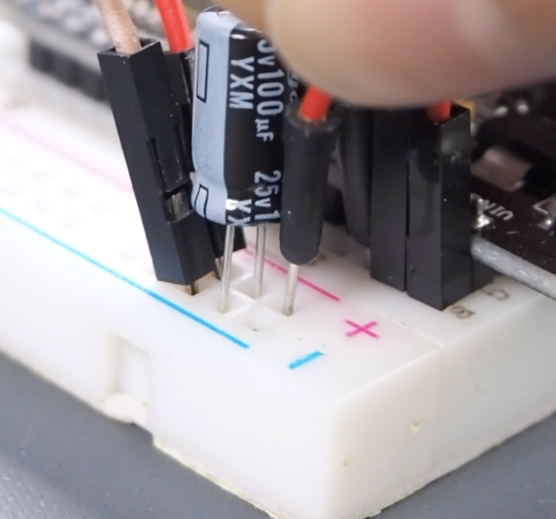 ESP32 Servo Library and Circuit Test