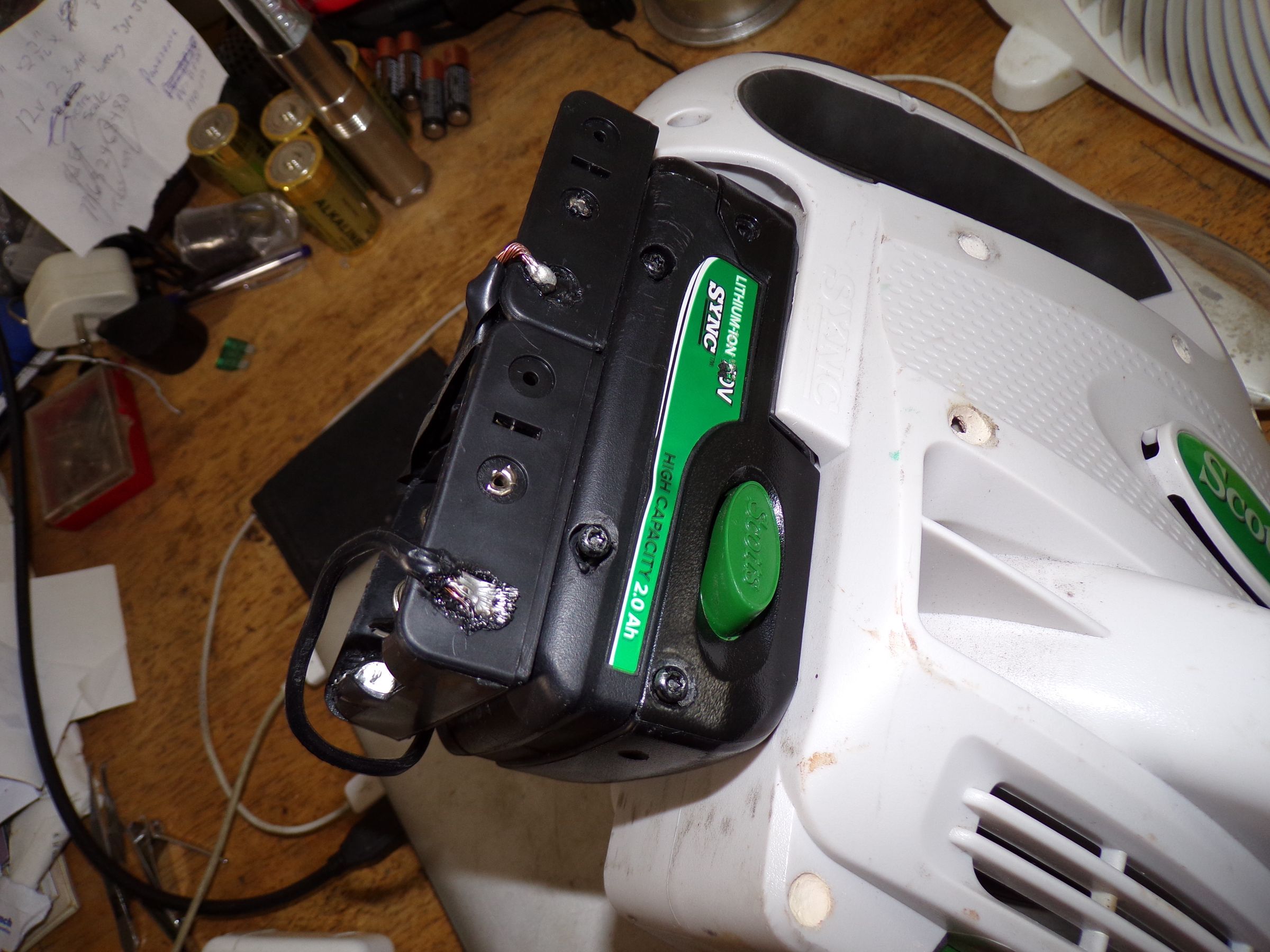 Making a Functional Replacement for a Scotts 20V Lithium Pack 4 Steps