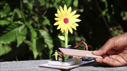 How to Make Sun Tracking Sunflower Robot Using Arduino : 5 Steps (with ...