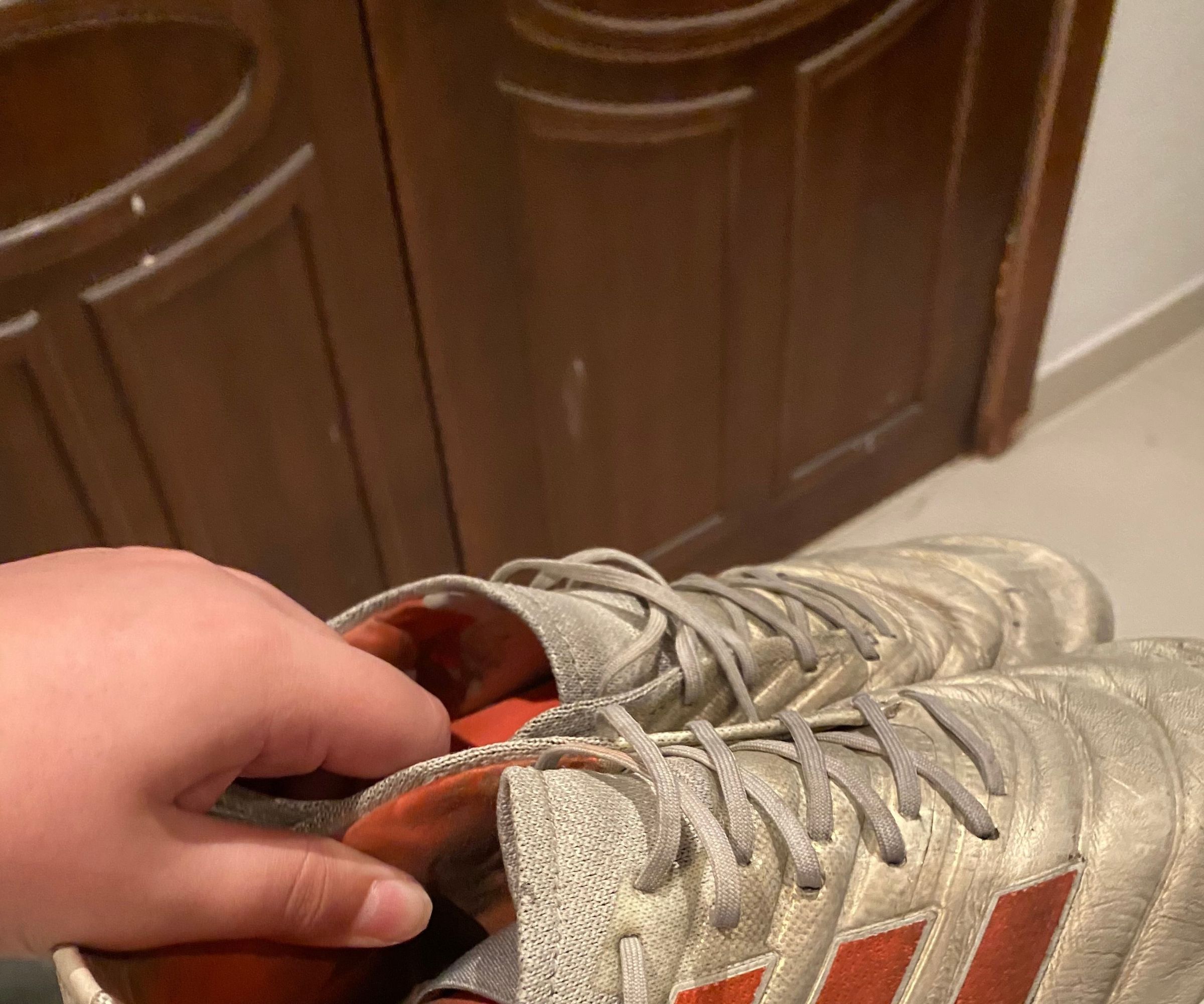 How to Juggle a Soccer Ball