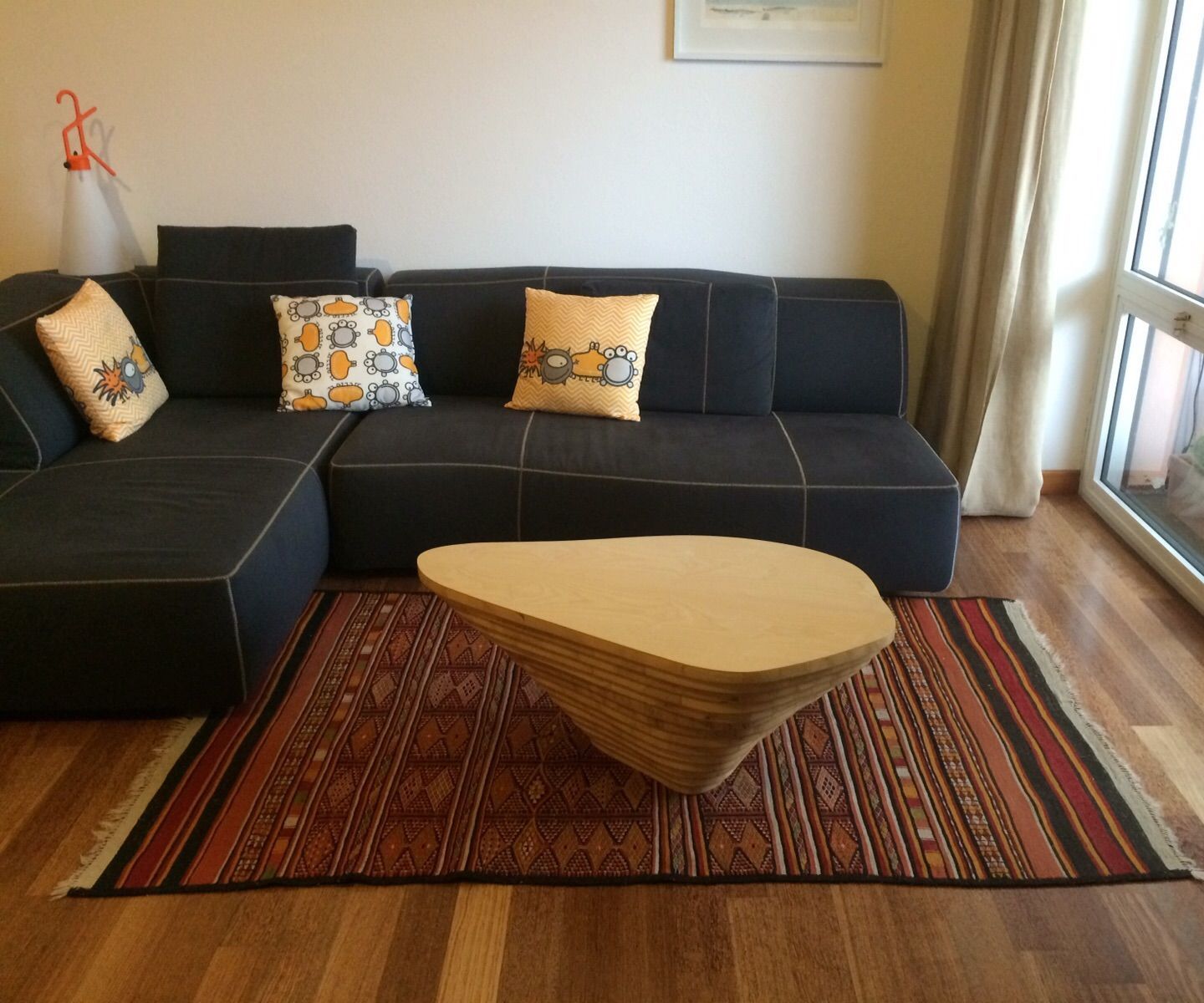 (UNS)TABLE Wooden Coffee Table