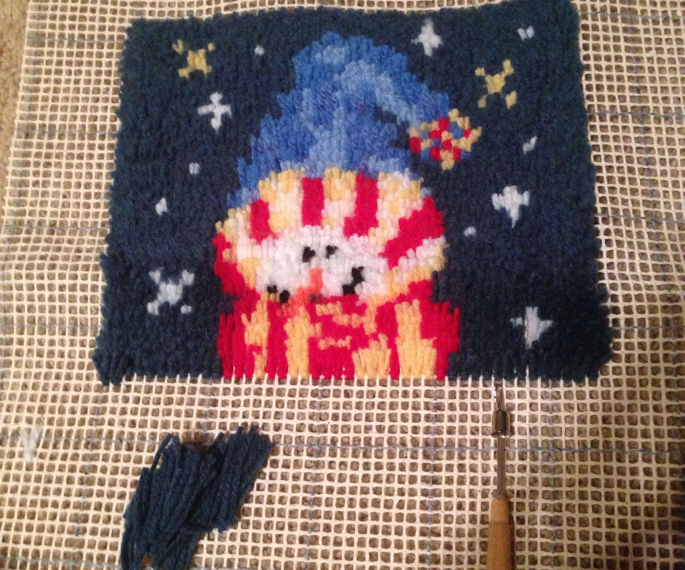 How to Make a Latchhook Knot