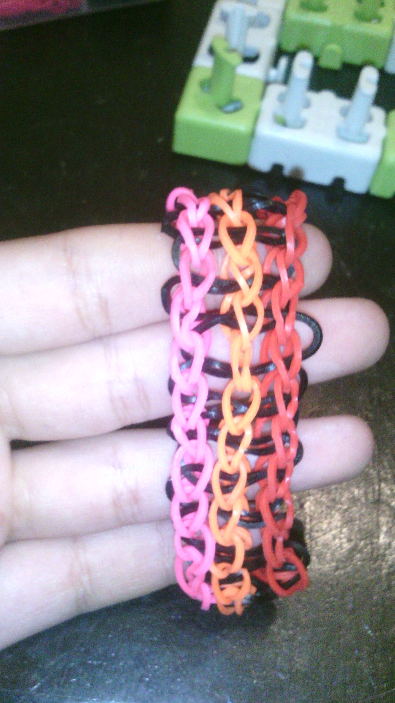 loom's joustra triple single