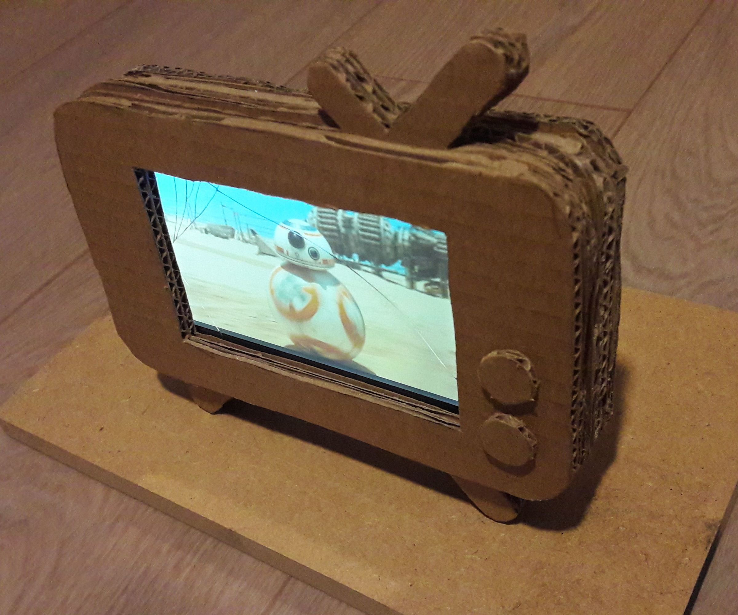 Cardboard Phone Tv