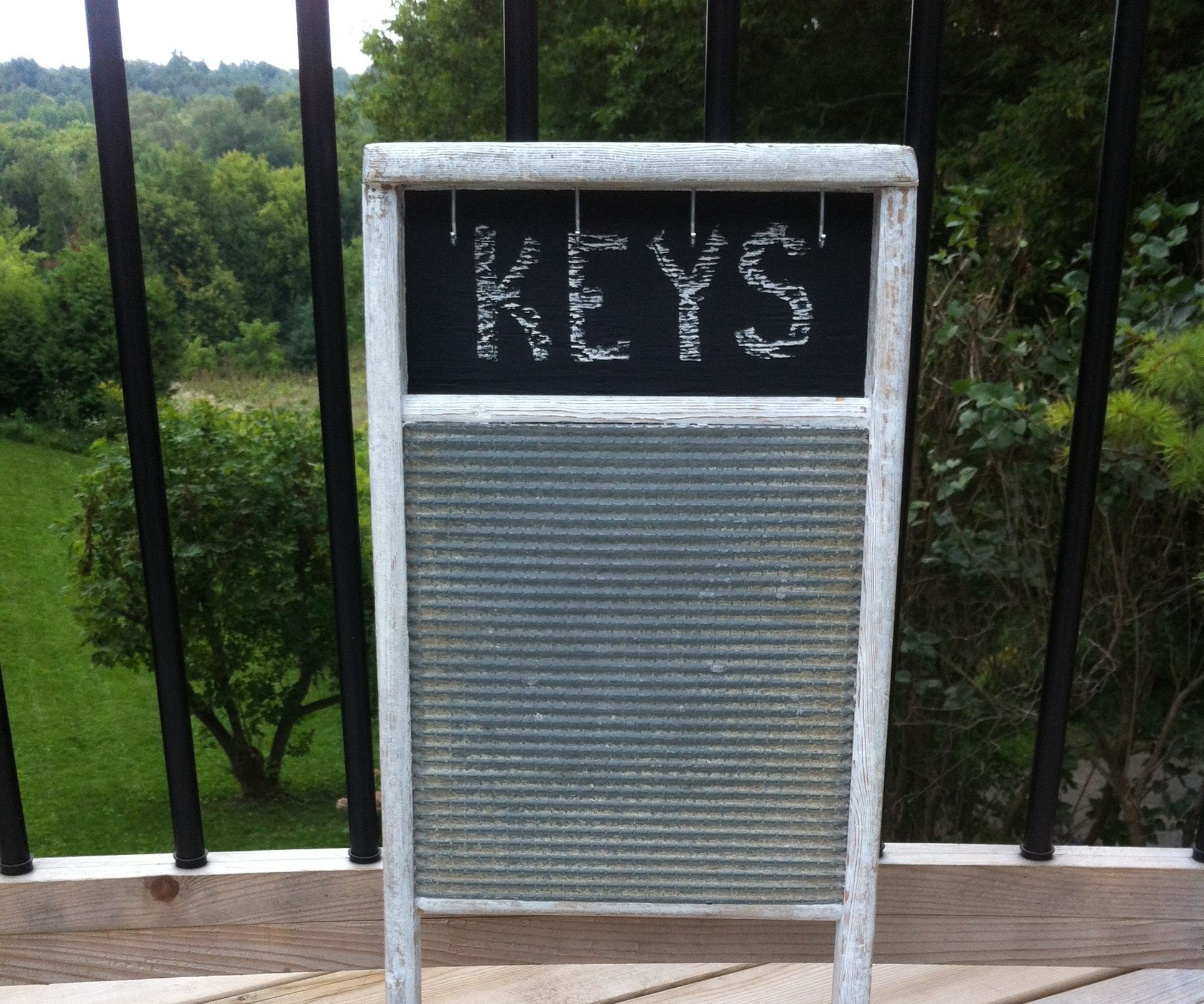 Turn an Antique Washboard Into a Nice Keyring Holder