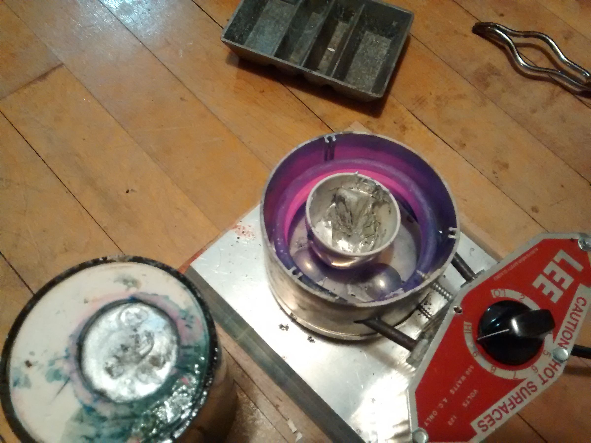 Turn Wax to Metal (lostwax Casting) 6 Steps (with Pictures