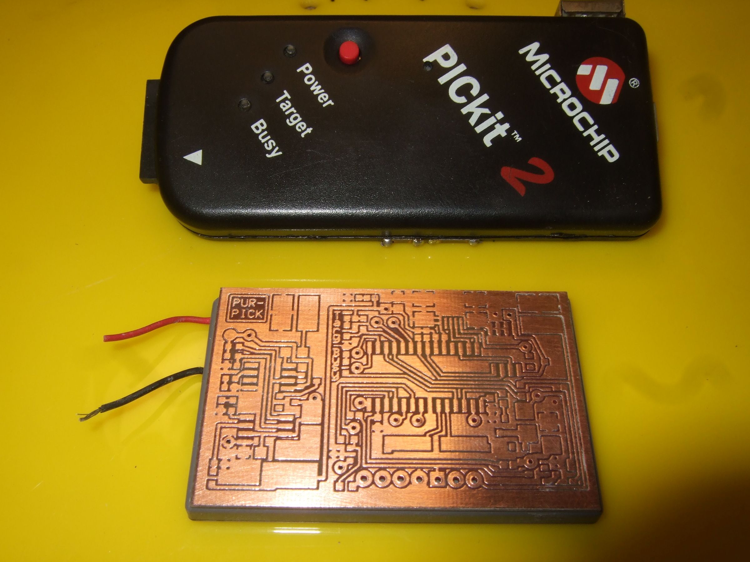 PURPIC, the Wearable PICkit2 Clone