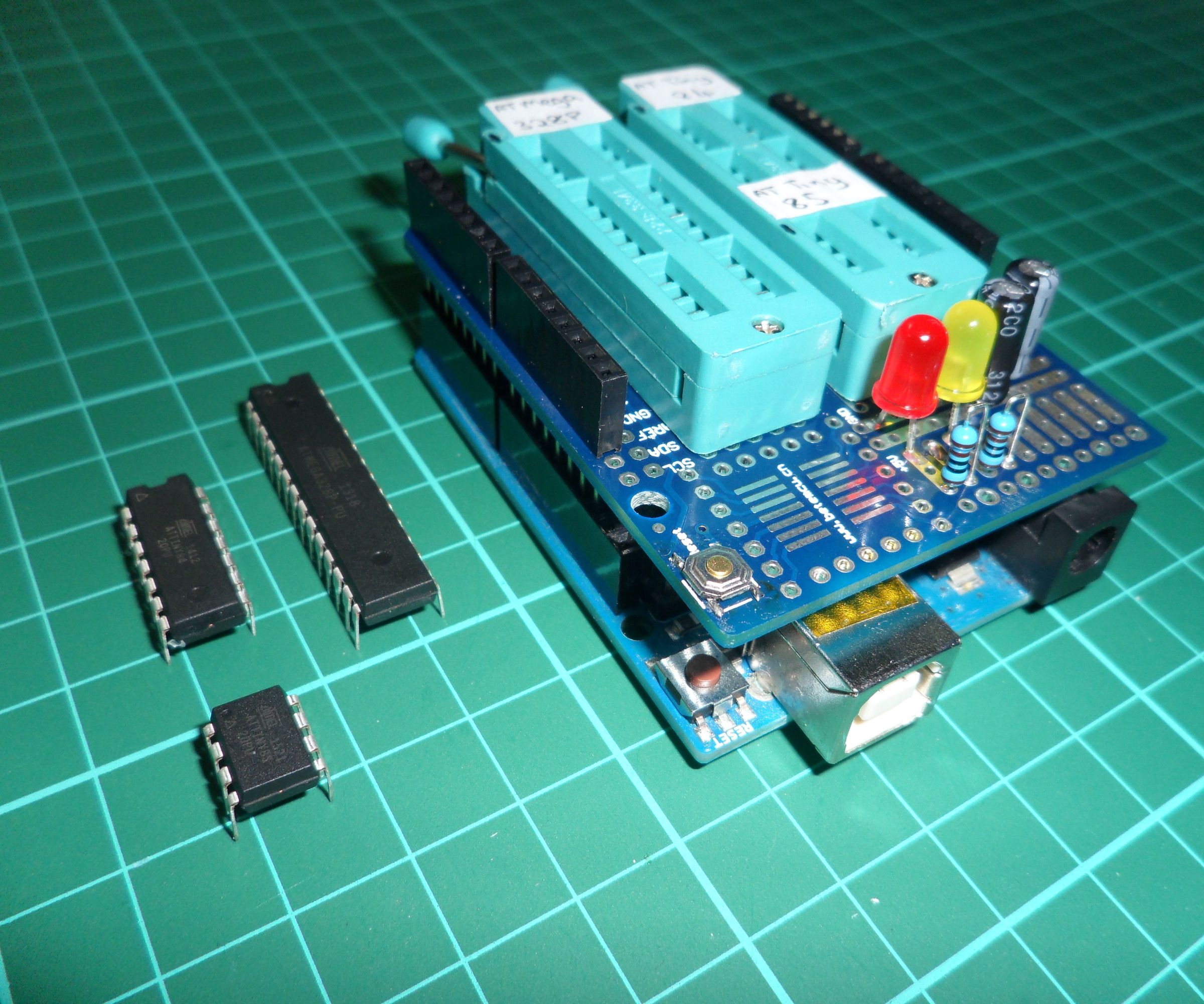 Programming the ATTiny85, ATTiny84 and ATMega328P : Arduino As ISP