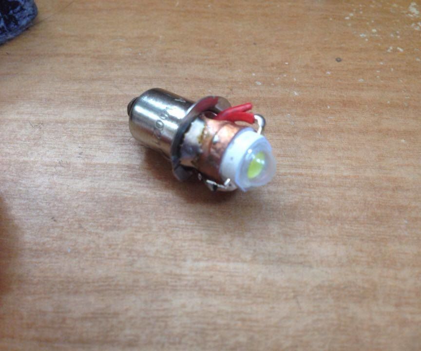 Simple Flashlight LED Bulb