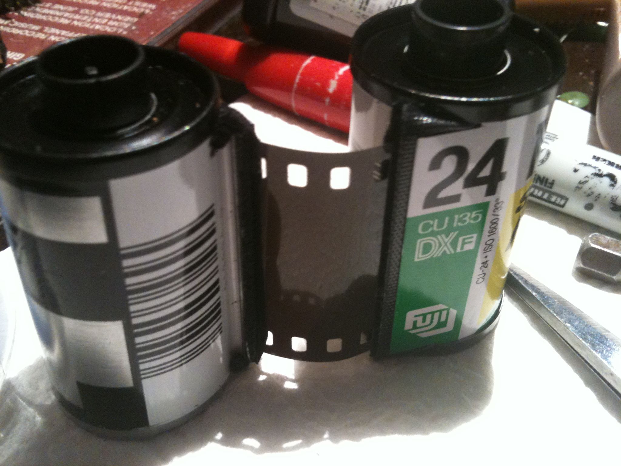How to Make Homemade 35mm Redscale Film!! (with Pictures) Instructables
