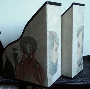 Make a Magazine Holder!