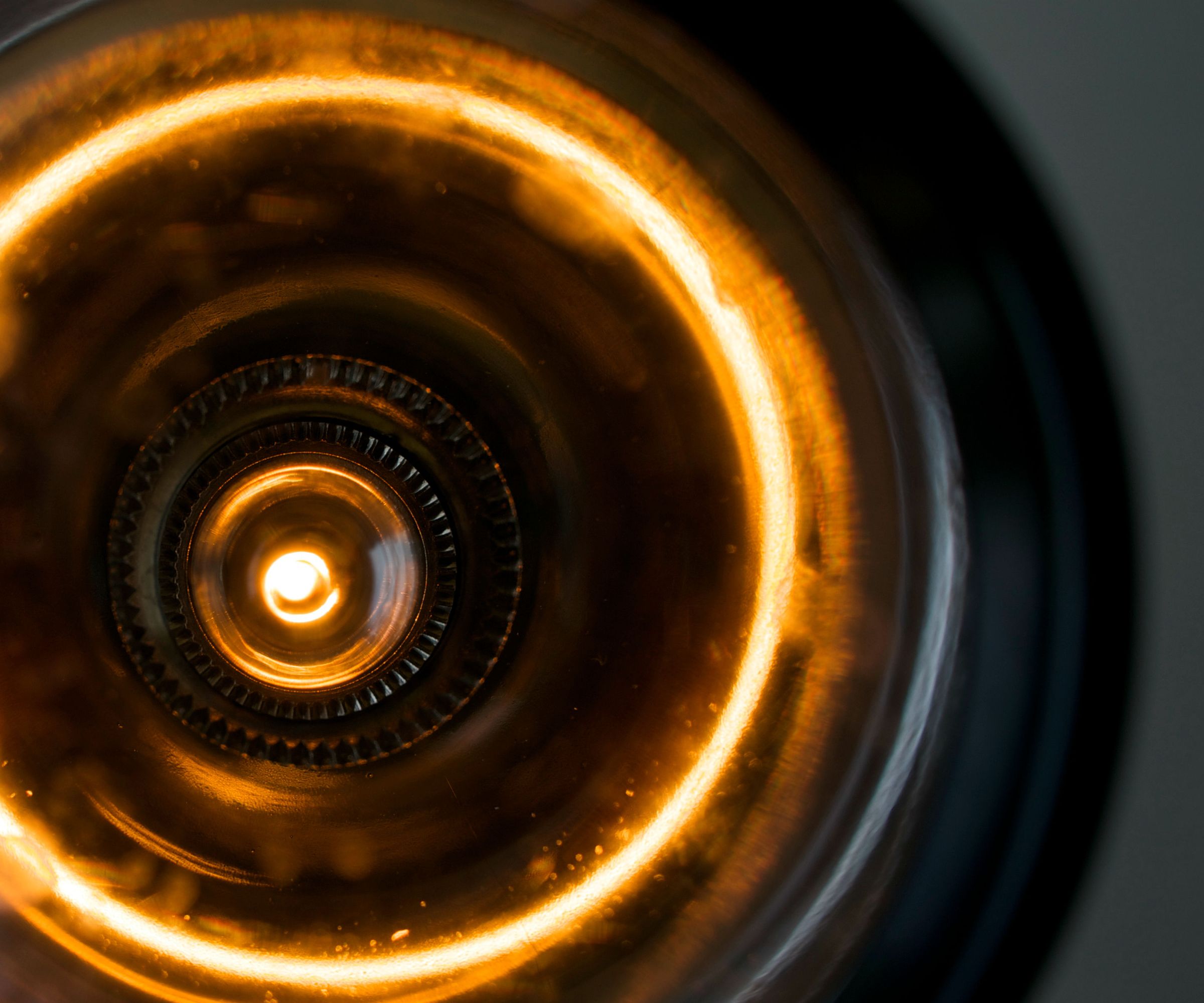 Power a Flashlight With Fewer Batteries in an Emergency 