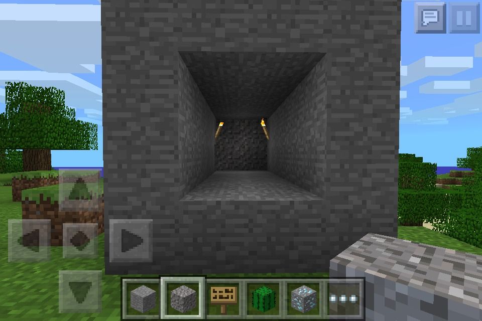 Minecraft Key Activated Redstoneless Door