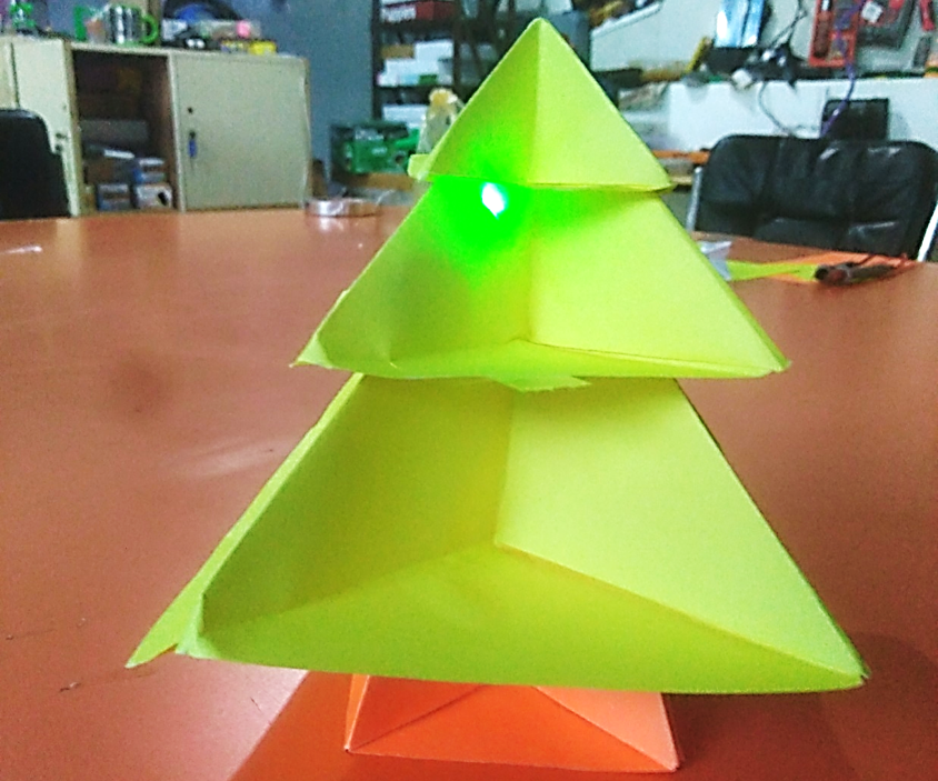 Origami Christmas Tree (Paper Circuit)