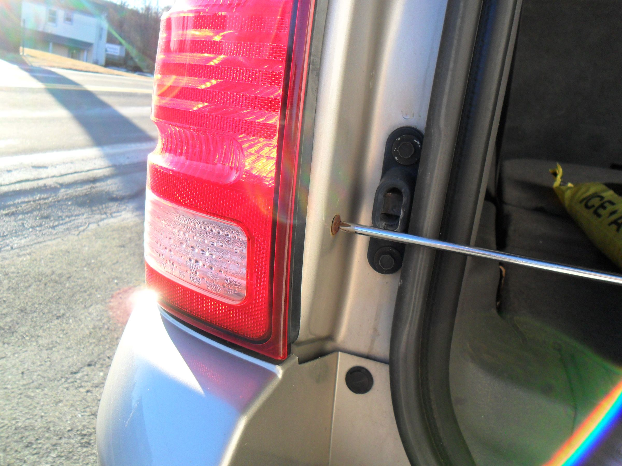 Backup Alarm for Cars and Trucks 3 Steps Instructables