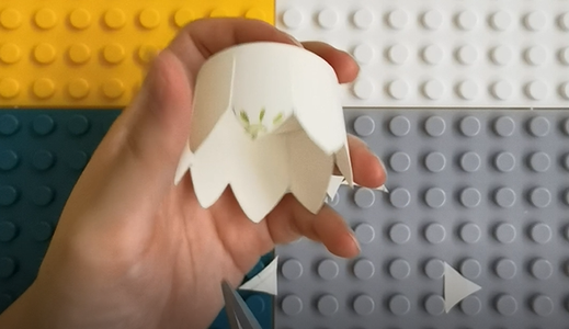 Make the First Layer of the Lantern - Make the Petals
