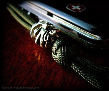 The Two-strand Footrope Knot