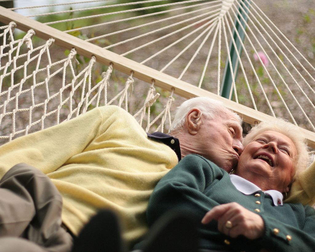 How to Choose a Care Home for Your Elderly Relatives