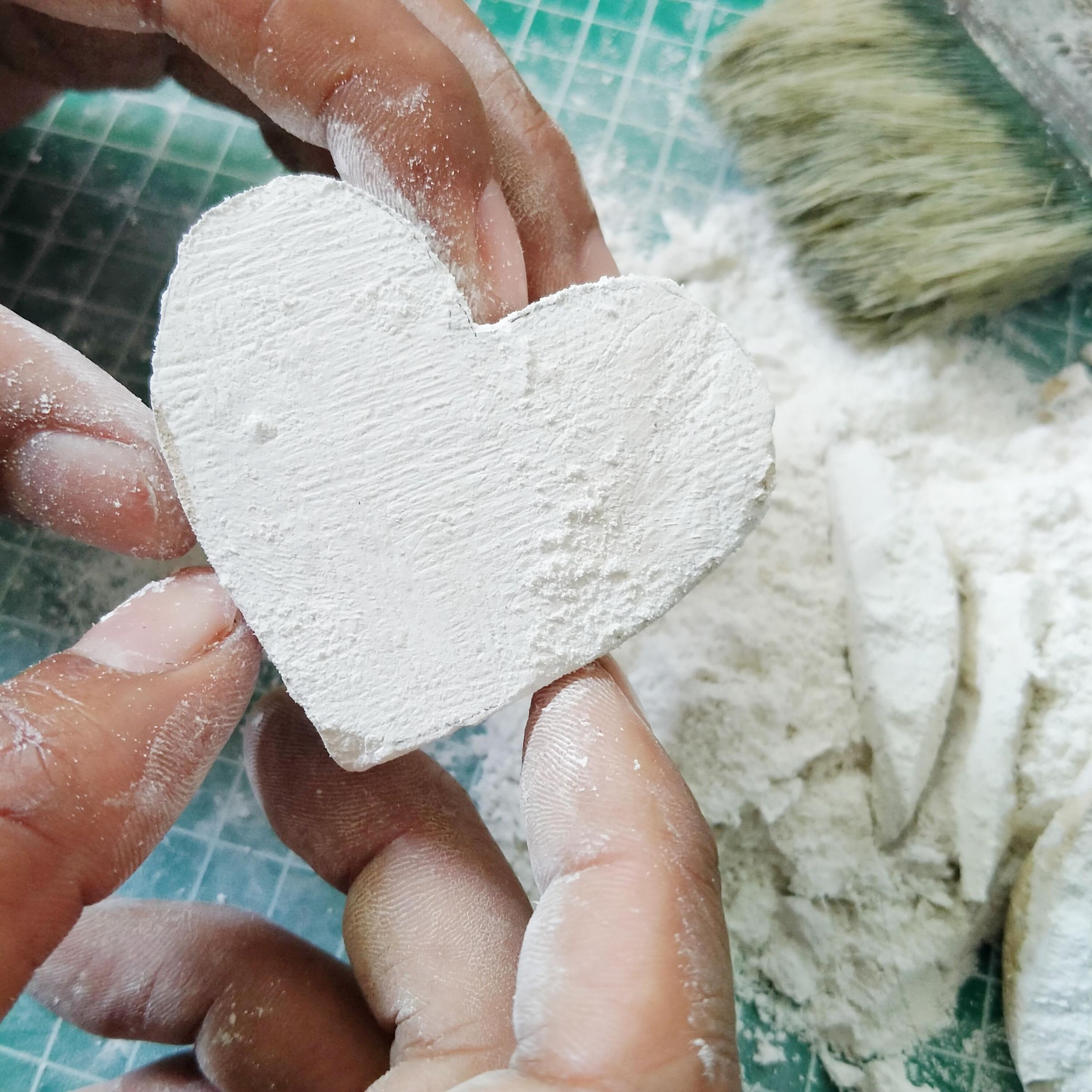 Carve a Stone Into a Pendant Heart Shaped Pendant 3 Steps (with