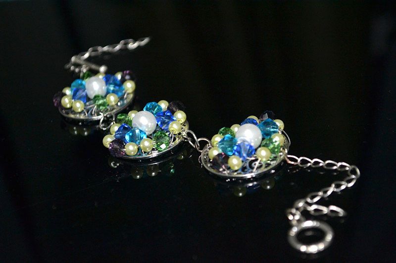 Beaded Bracelets Instructions- Round Panels Bear Crystal Charm