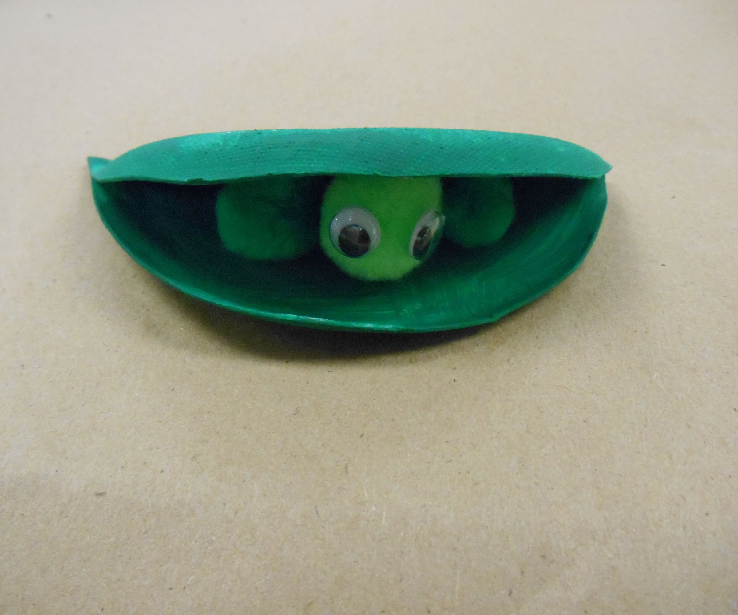 Toddler Veggie Craft - Peapod Pal
