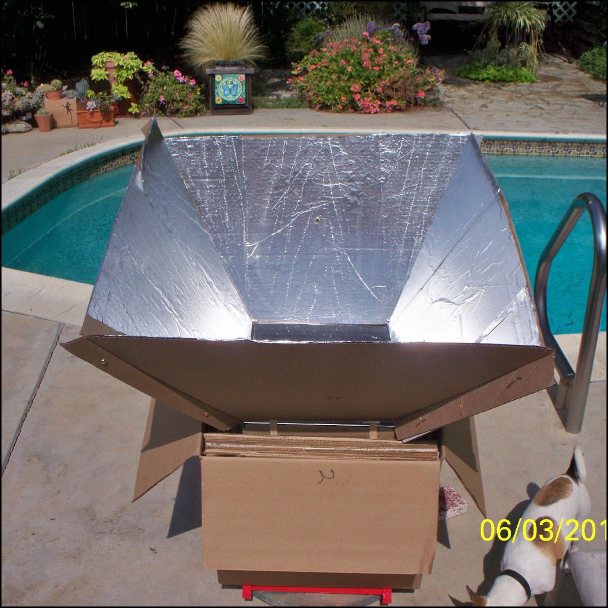 Solar Cooking With a Cardboard Oven 1.0!
