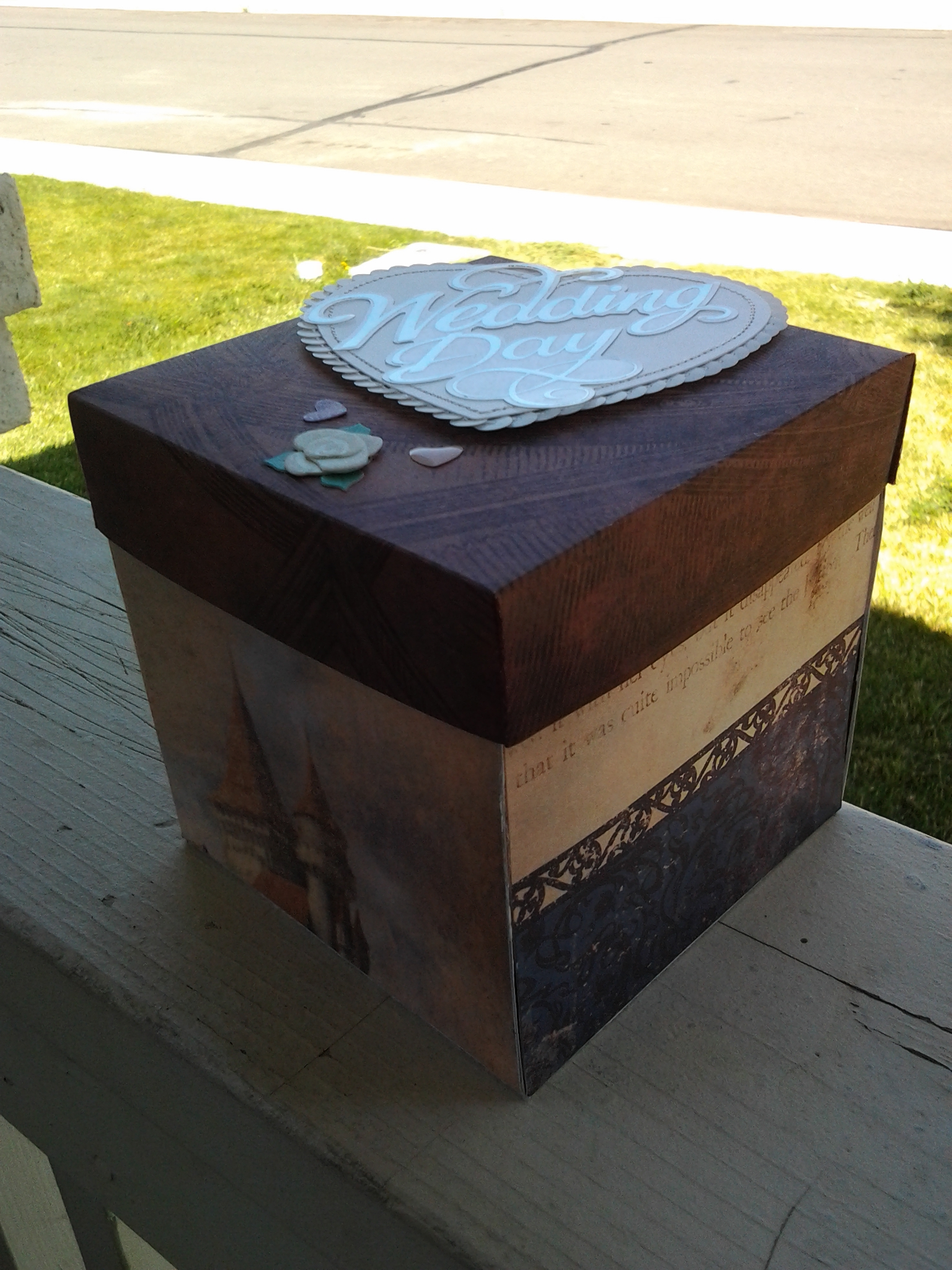 DIY Explosion Box Wedding Invitations/Announcements. 5 Steps (with