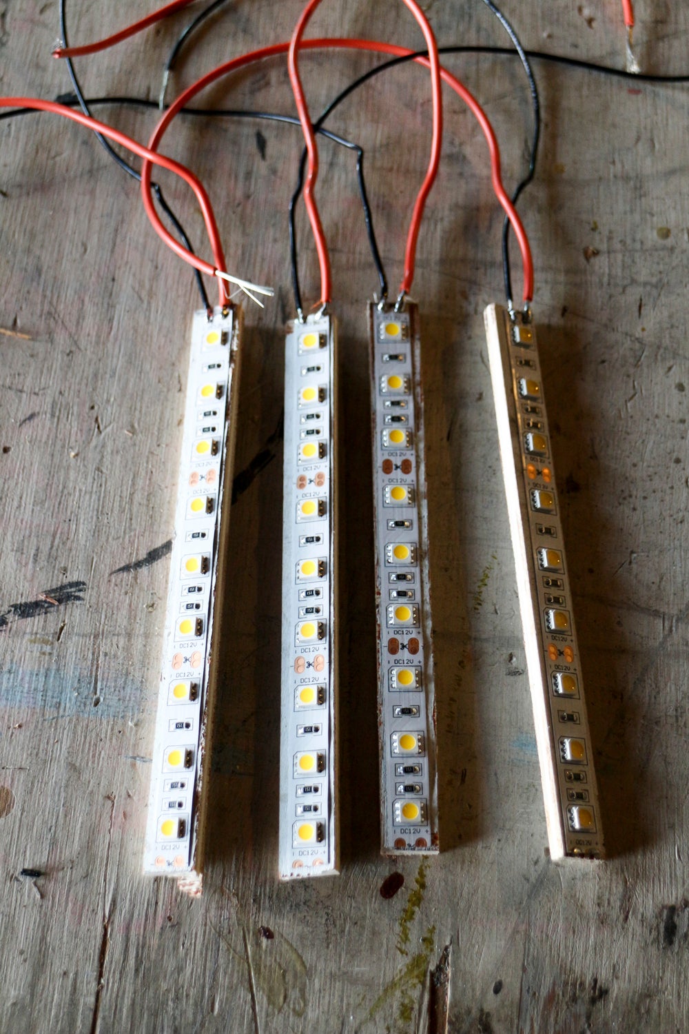 The Box Lamp: Lighting Elements.