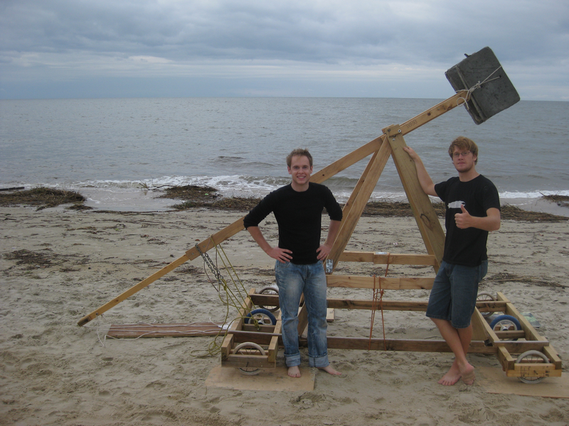 "The Insensible" - a Counterweight Trebuchet