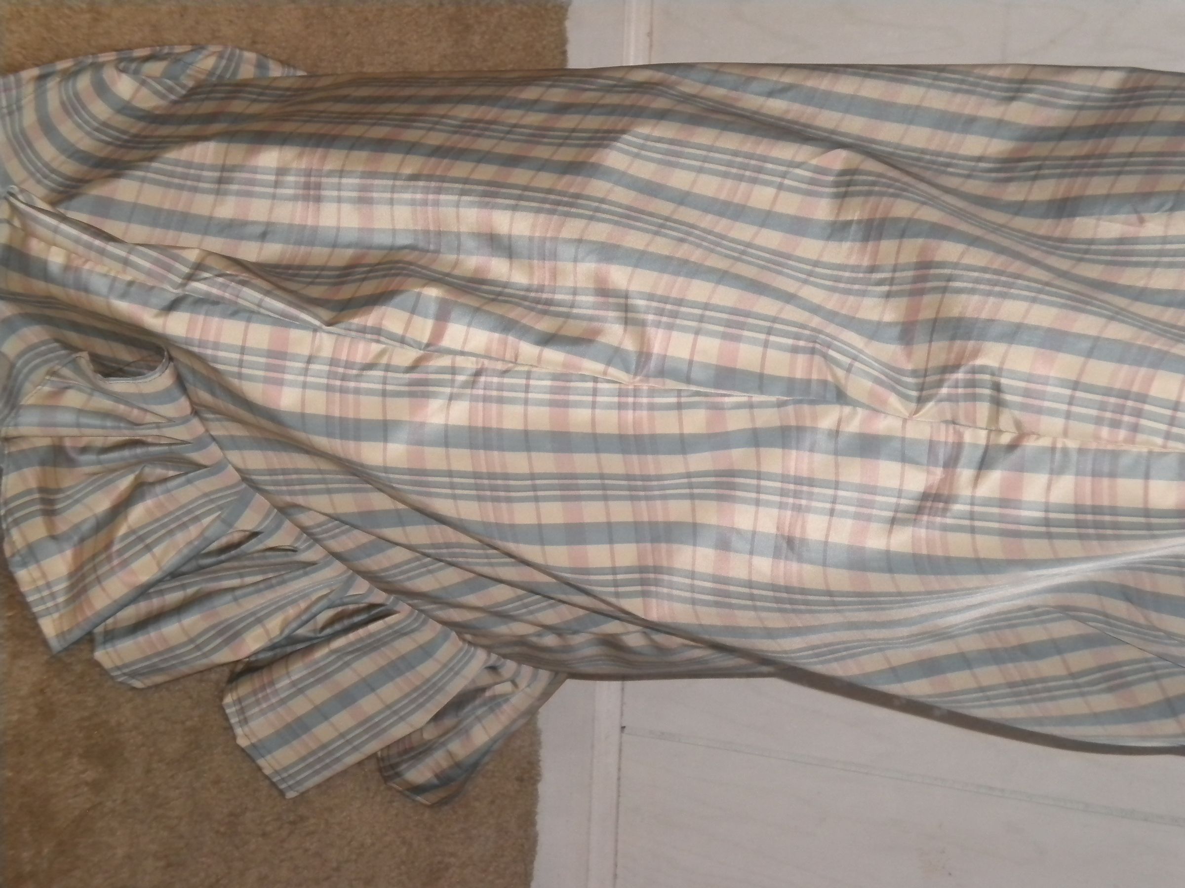 A Skirt With a Ruffled Train