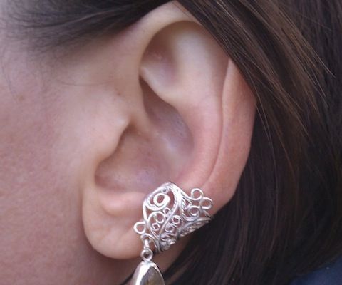 Silver Filigree Earcuff 