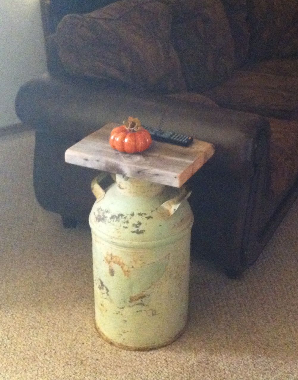 Quick and Cheap Rustic End Table