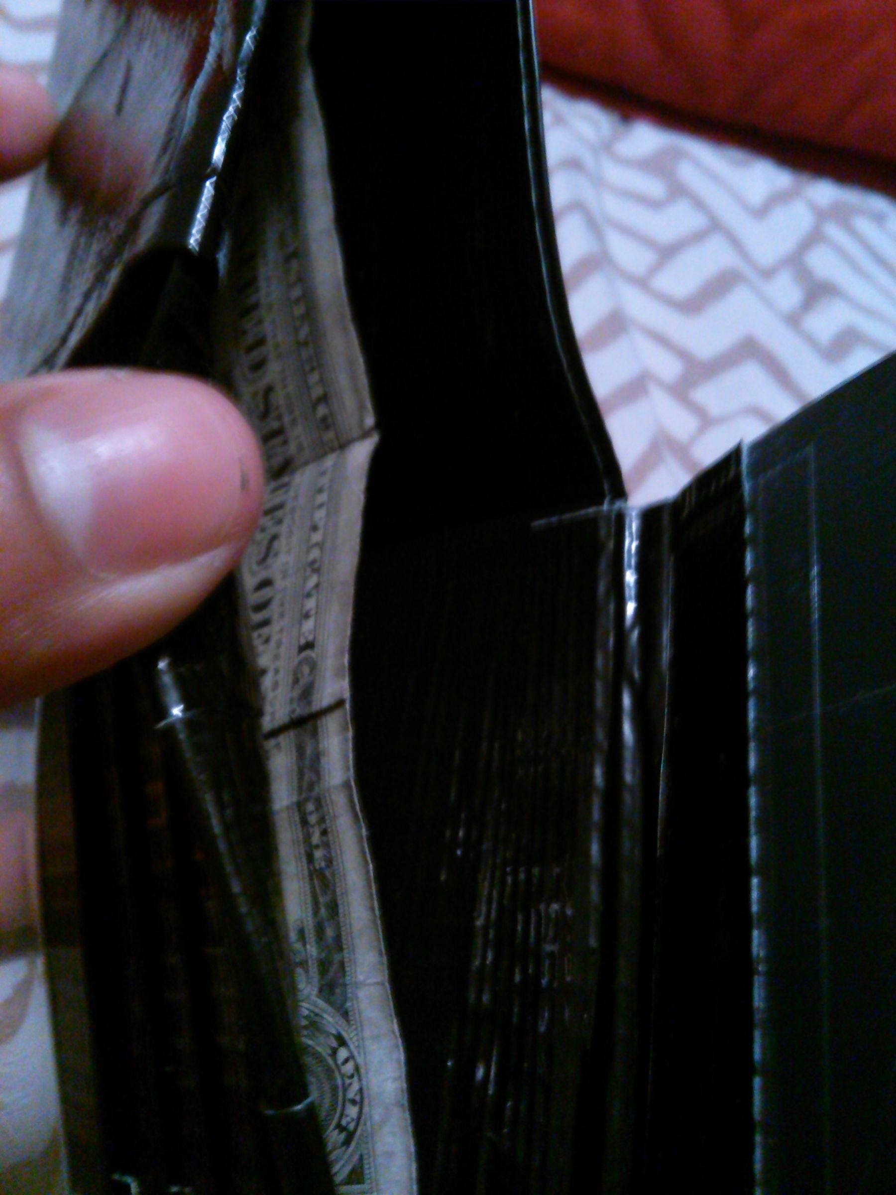 No Tutorial: Minecraft Chest Wallet : 7 Steps - Instructables
