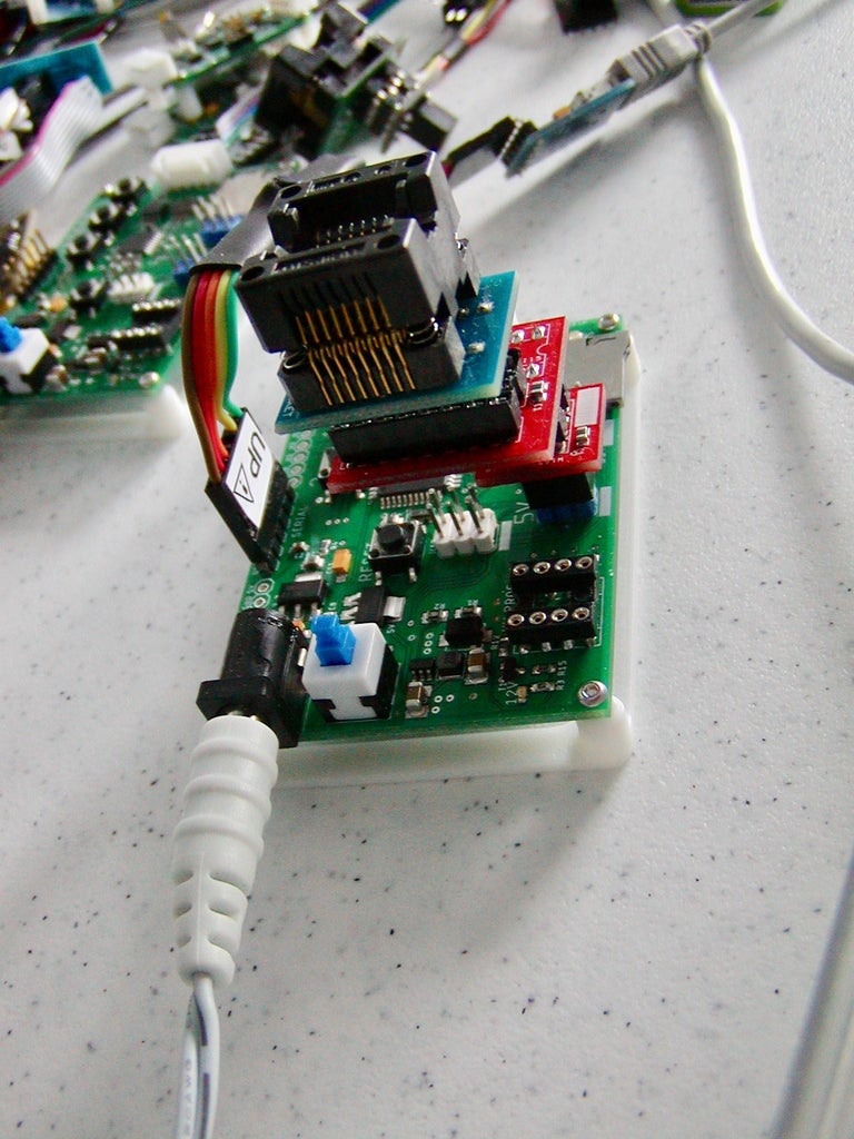 AVR Programmer W/High Voltage : 17 Steps - Instructables