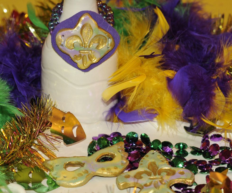 Air Dry Clay Fleur De Lis Bracelet and Pendant