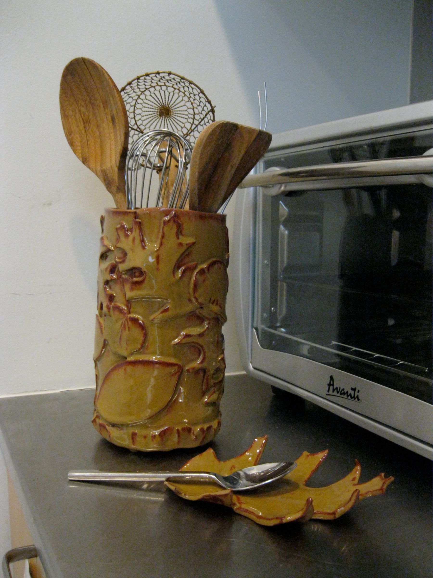 Ceramic Spoon Rest & Utensil Holder