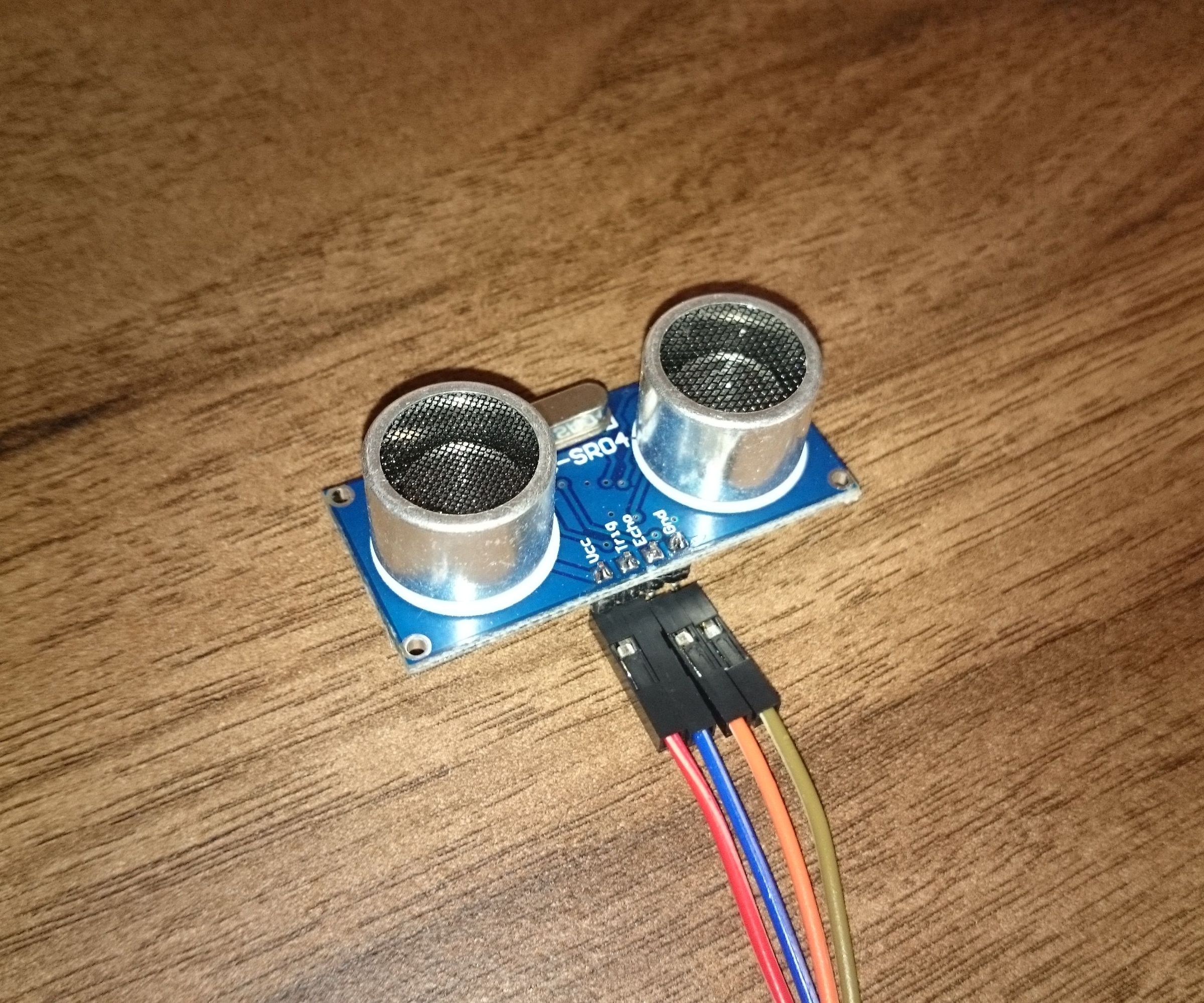 Non-blocking Ultrasonic Sensor for Arduino