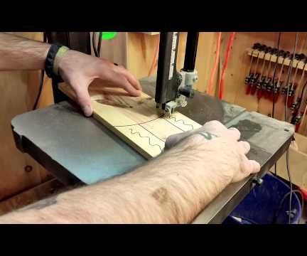 How to Make a Pallet Wood Shelf