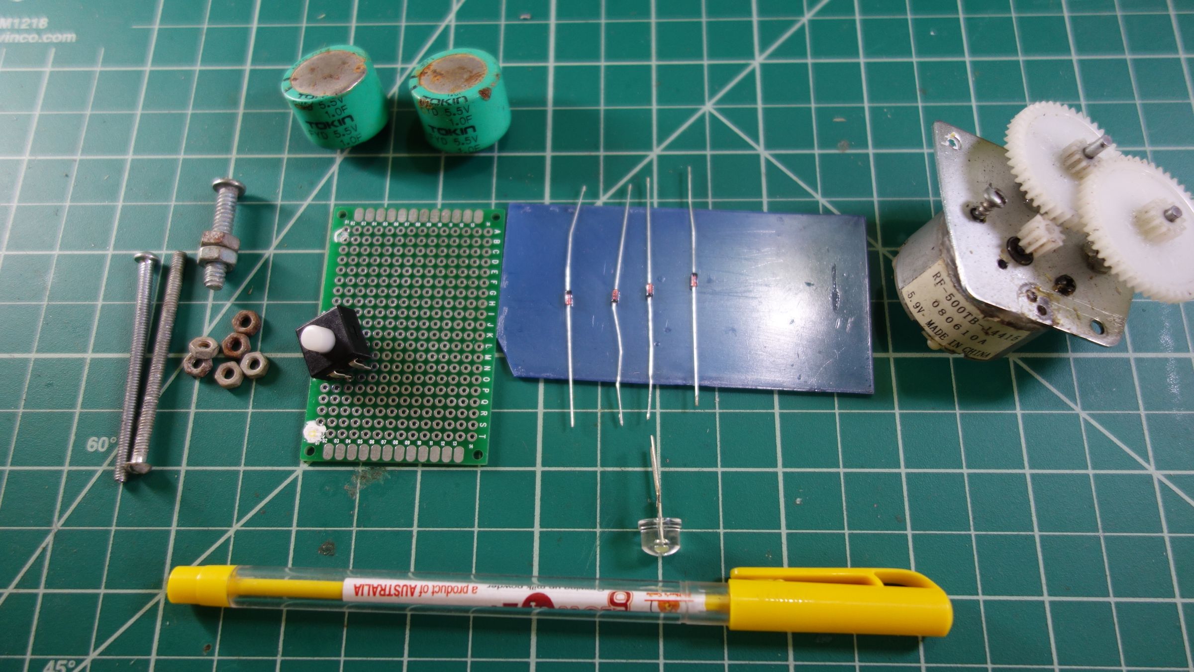 Rechargeable Flashlight With HandCrank Generator 26 Steps (with Pictures) Instructables