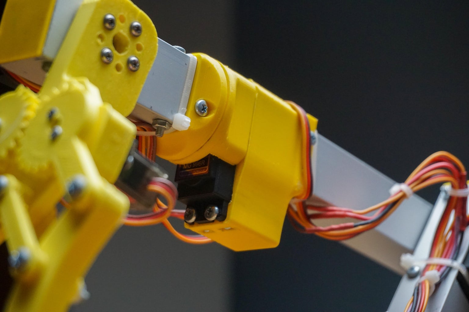 Arduino Robotic Arm Controlled by Touch Interface : 13 Steps (with ...
