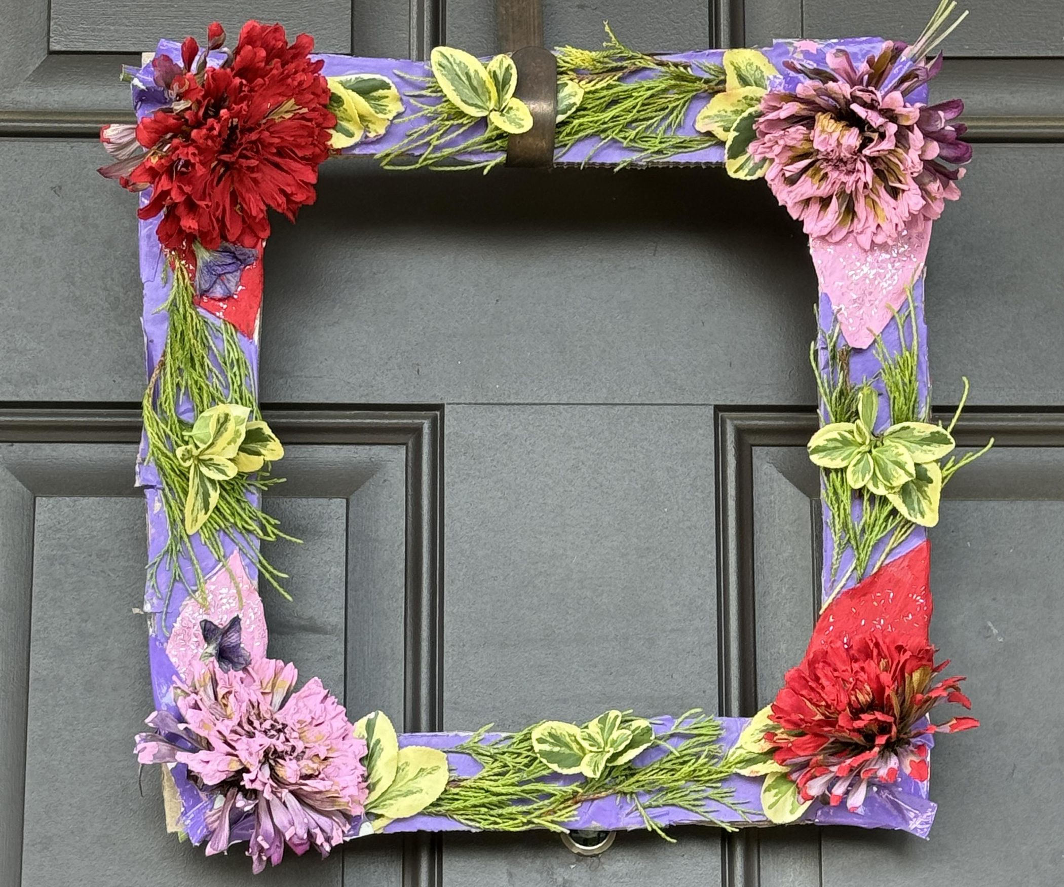 Art Wreath : 7 Steps - Instructables