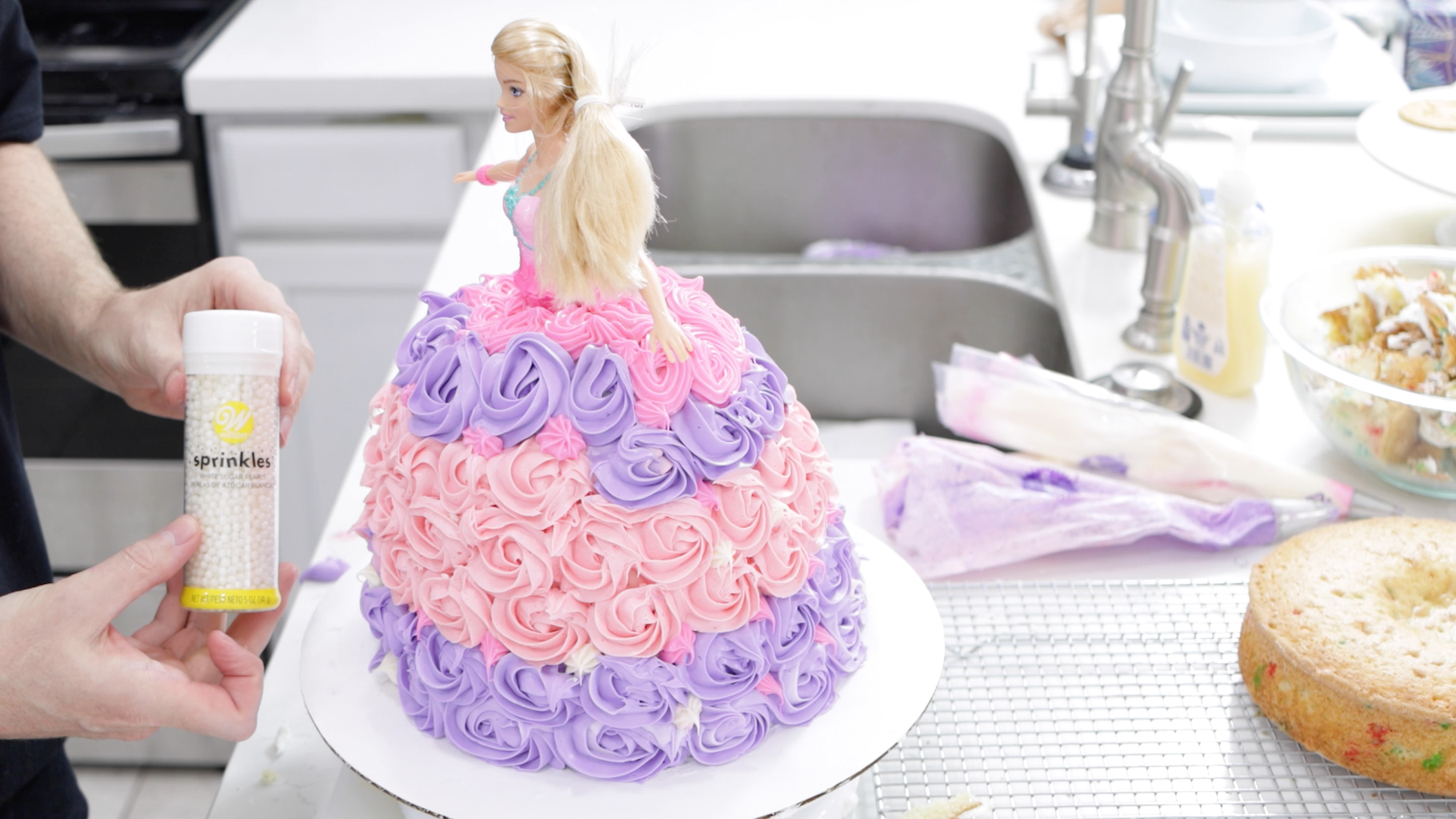 Barbie cake clearance making videos