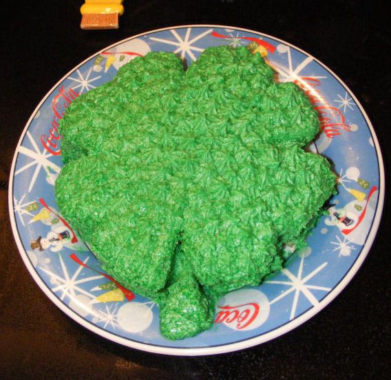 Shamrock Cake: Taste the Rainbow