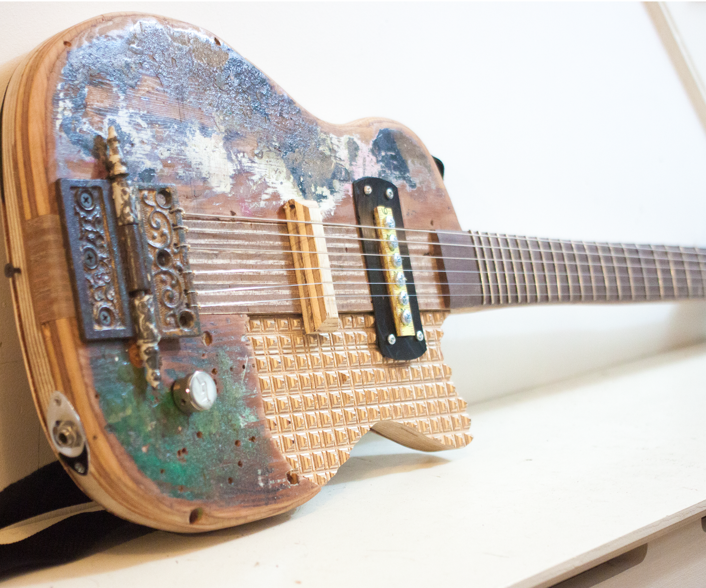 Reclaimed Plywood Guitar With Scratch-Built Pickup and 3d Inlay