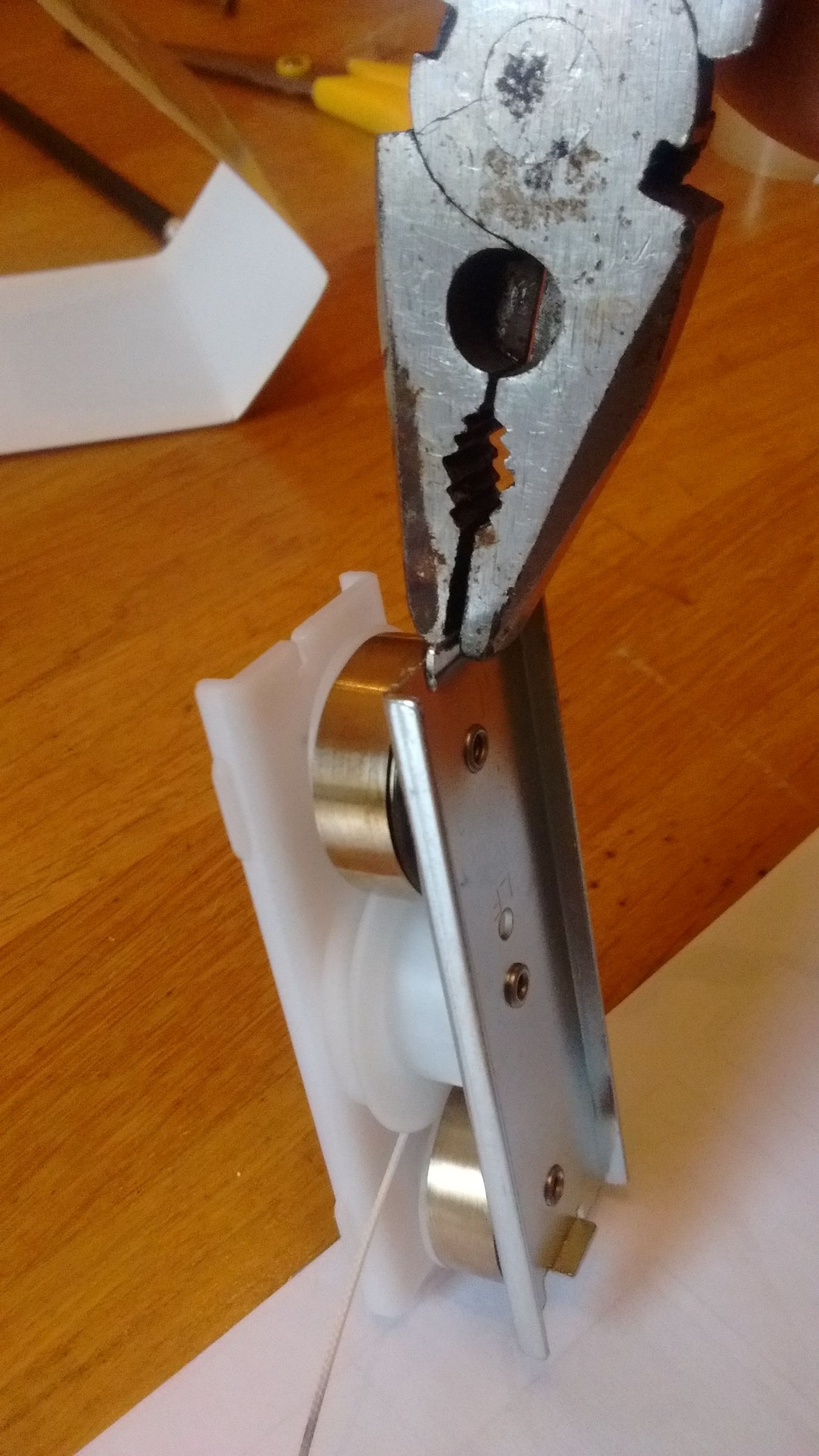 Cutting an IKEA Hoppvals Cellular Blind 6 Steps Instructables