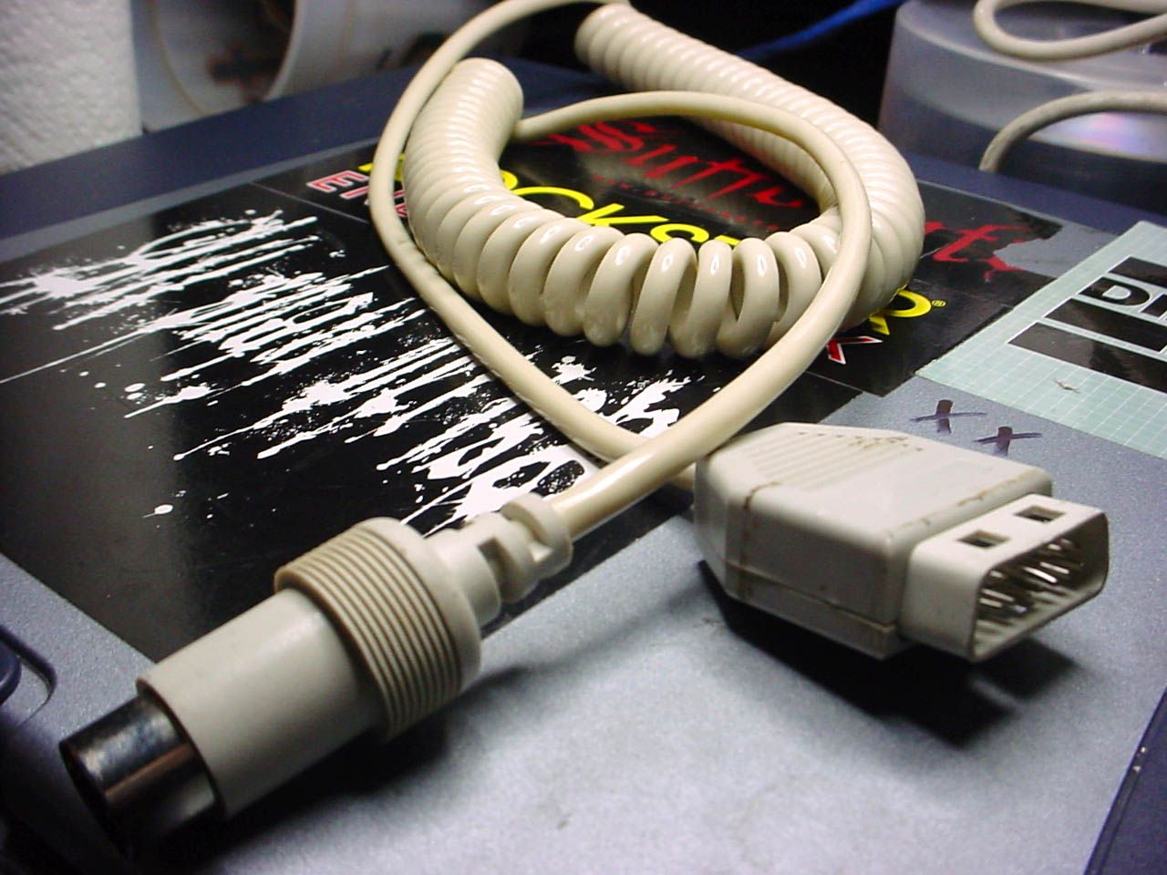Simple MIDI in cable