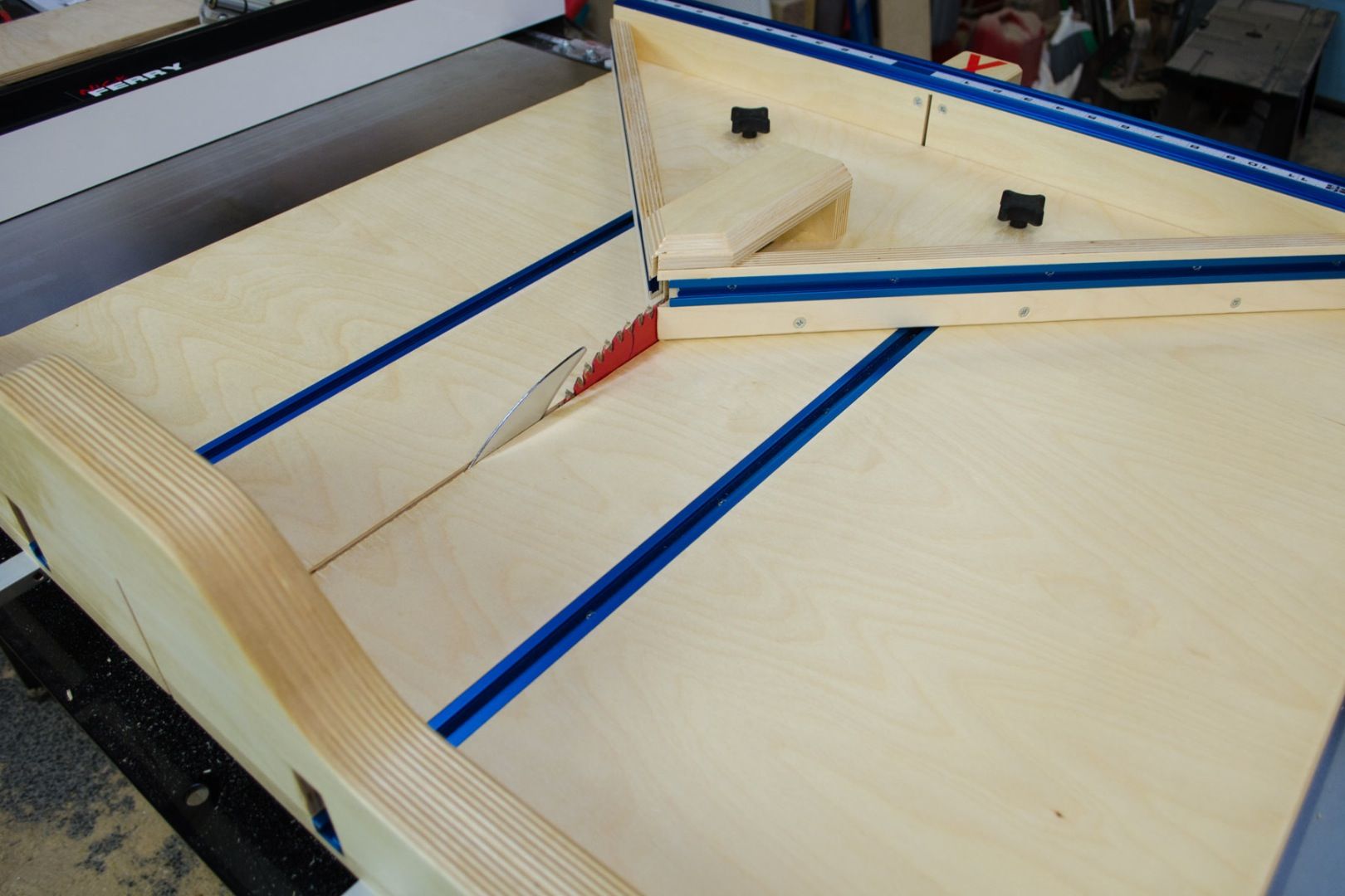 Table Saw Cross Cut/Miter Sled Combo 10 Steps (with Pictures) Instructables