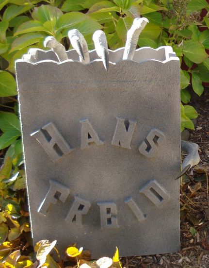 Creepy Fingers Animated Tombstone