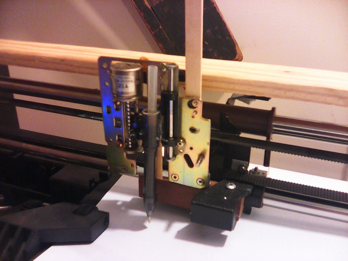 Sliding Pen/knife/pencil Holder for Cnc or Pen Plotter 7 Steps Instructables